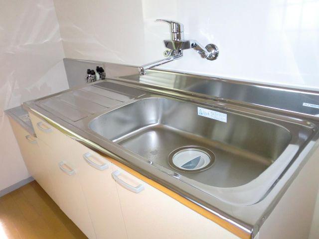 Kitchen. 2010 renovation!