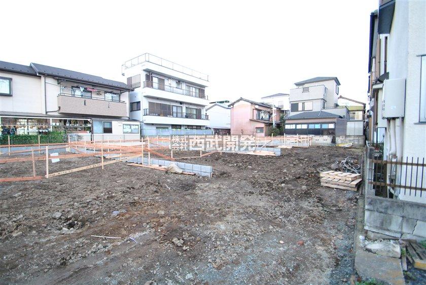 Local appearance photo. Local (12 May 2013) Shooting