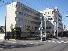  The property is JR Keihin-Tohoku Line Although the bus service "Kawaguchi" station, JR Takasaki Line et al., "Akabane" station high-speed rail (Tokyo Metro Nanboku Direct) of "Kawaguchi Motogo" station is available. 3 minute walk to the bus stop, Easy to convenient access and a 5-minute walk ※ .  Walk to elementary school 3 minutes, Junior High School 10-minute walk, kindergarten ・ Nursery is dotted within walking distance, Including 5 minutes of Motogo fifth park walk, Park is also a 10-minute speaking walk impeccable as well as five environmental to set child-rearing.  Commercial facilities Commodities Iida, Maruetsu, Inc., Major supermarkets such as Seiyu walk & amp; enhance the bicycle area. Really livable living environment.  ※ 3-minute walk "when Sanno Bridge" from the bus stop to the "Akabane Station east exit", A 5-minute walk from the "Ryoke elementary school back" bus stop "Kawaguchi Station East Exit", To "Kawaguchi-Motogō Station". 