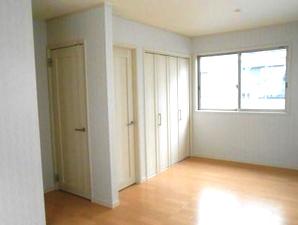  Same property of all four buildings are plans are different design for each building. But the common line 20 tatami mats ~ And LDK secured a 21 tatami mats or more, It employs a flexible room is divided into two chambers by a partition corresponding, Material to prepare the indoor environment in the wall of the living room, I like that you have adopted the eco carat. None of the plan a variety of lifestyle, It has to make to cope with family structure.  Taking the characteristics of each Building,  ・ 1 Building is wide balcony. With storage in all rooms. LDK can ensure each dining and living room is wide in landscape easy-to-use LDK.  ・ Building 2 is as above floor plan, It housed rich 21-mat wide LDK attractive.  ・ Building 3 is LDK 20.2 tatami, Marked with spacious 6-tatami mat loft.  ・ 4 Building of the model house is pantry with the kitchen. Wide balcony features, It dining and 4LDK correspondence of 3LDK that living in to have the independence.  Currently, including the 4 Building model house, All building published in. Kitchen and flooring, Eco-carat color, I want you to check in, such as the pros and cons local design wallpaper. I'm sure, "Pin! Should to come "finds a home. 