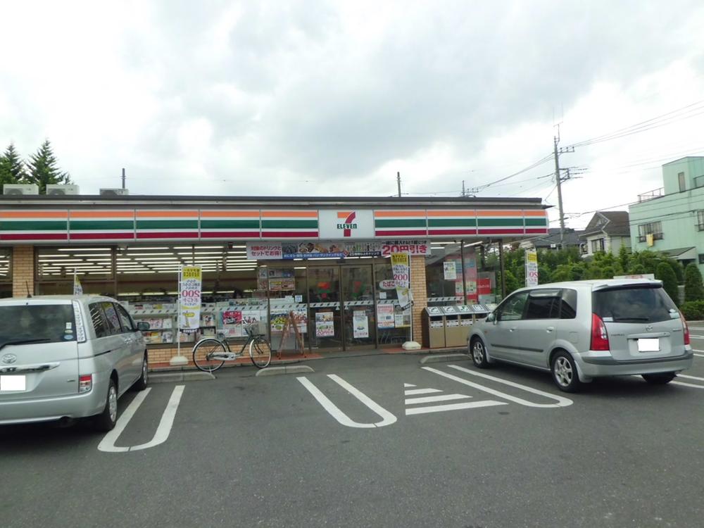 Convenience store. 735m to Seven-Eleven Kawaguchi Angyodewa shop