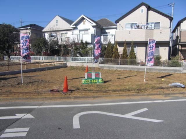 Local appearance photo. Local (12 May 2013) Shooting