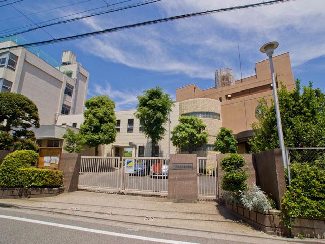 Primary school. Angyo East Elementary School
