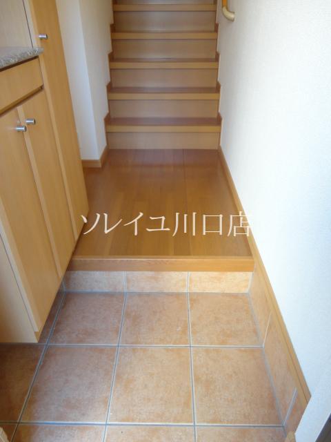 Entrance. Entrance with a sense of openness