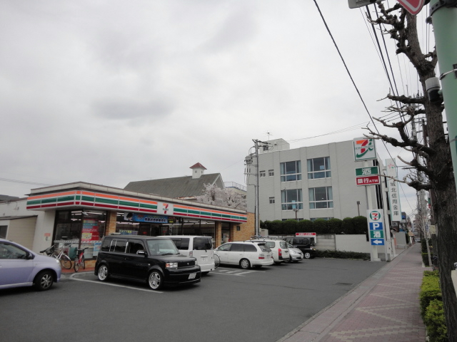 Convenience store. Seven-Eleven Kawaguchi Maekawa 1-chome to (convenience store) 637m