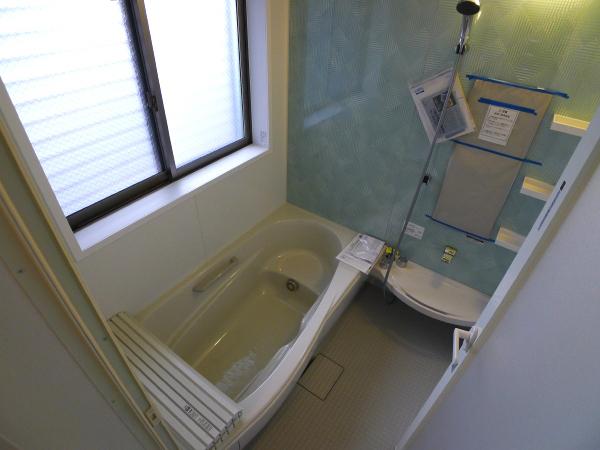 Bathroom. Indoor (July 2013) Shooting II-C Building