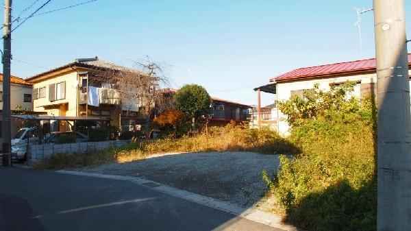 Local photos, including front road