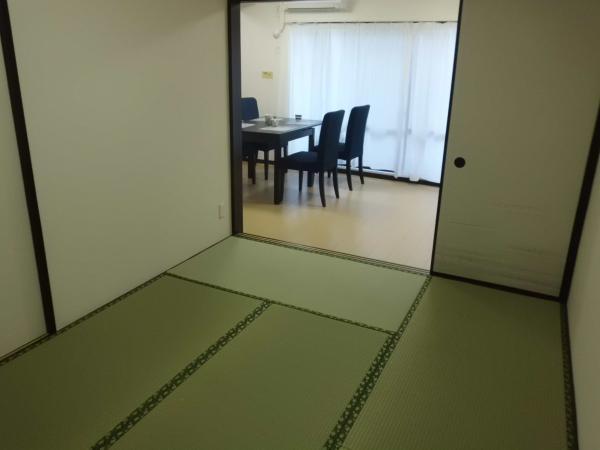 Non-living room. Japanese-style room that can also be used as a guest room