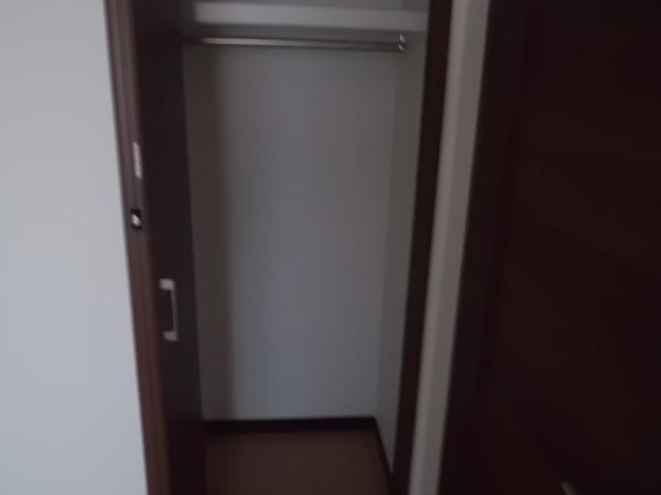 Receipt. Yes each room storage