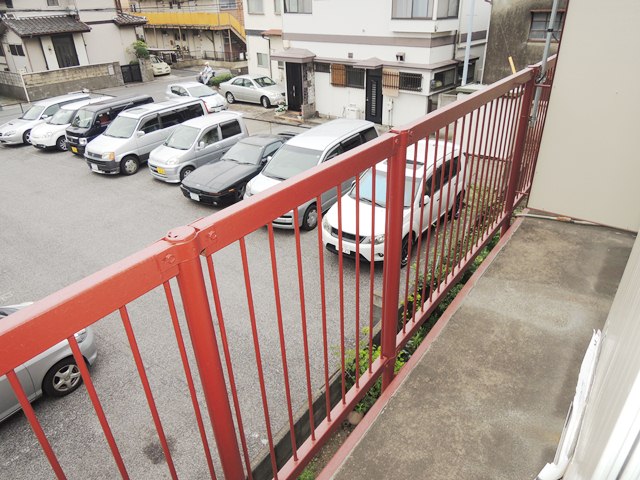 Balcony. Parking in front of the eyes, Interrupted No