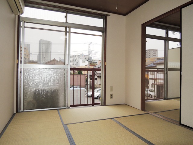Living and room. Calm space of Japanese-style 6 quires