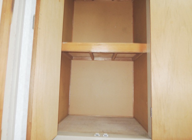 Receipt. Abundant storage, The room you can use clean