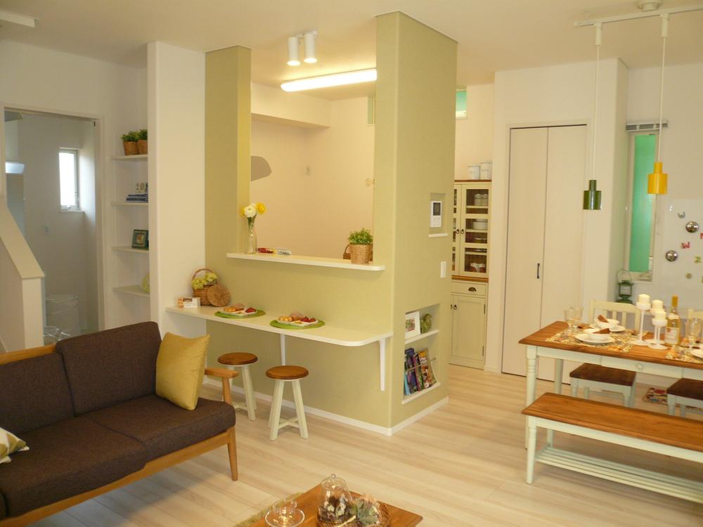 Other introspection. Indoor [1 Building model Building] (September 2013) Shooting