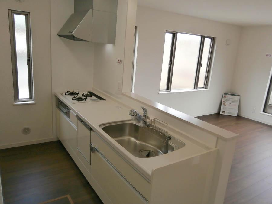 Kitchen. anytime, anywhere. To have received your contact can guide you ready within 30 minutes, We are ready at all times