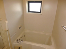 Bath. With reheating function ・ There bathroom window