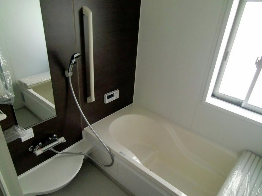 Same specifications photo (bathroom). Same specifications