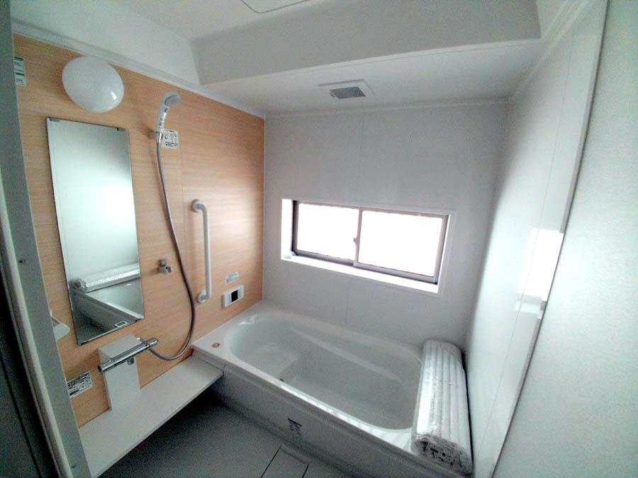 Bathroom. anytime, anywhere. To have received your contact can guide you ready within 30 minutes, We are ready at all times