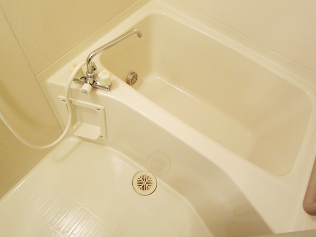 Bath. With bathroom Reheating function