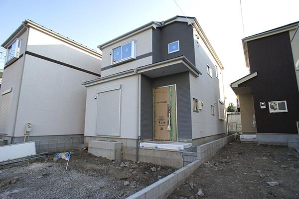 Local appearance photo. Local (12 May 2013) Shooting Building 3