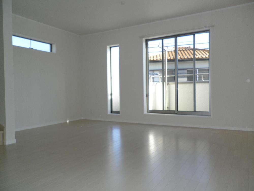 Living. Indoor (12 May 2013) Shooting