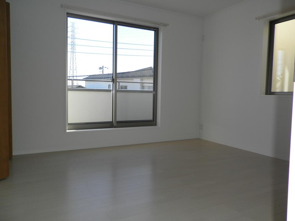 Non-living room. Indoor (12 May 2013) Shooting