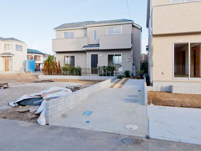 Local appearance photo. ■ It was defeated A Building _1880 ten thousand value!