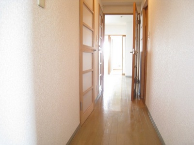 Other. Upon entering the front door ・  ・  ・