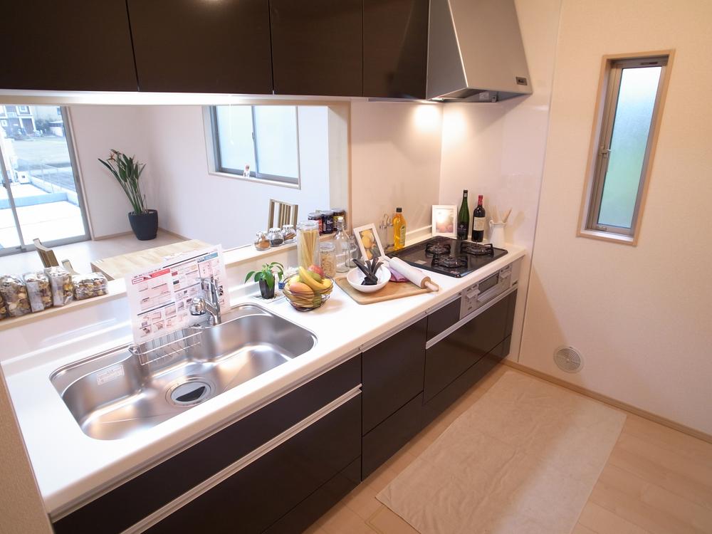 Same specifications photo (kitchen). Same specifications