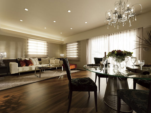 Living.  [living ・ dining] About 18.5 tatami airy living ・ dining. This large space, Not only to enrich the day-to-day life, Large enough for even the home party by inviting friends. Also, Since secured lighting part of the second surface, You feel the sunlight and wind to fully ※ Model Room C-2 type ・ Menu plan (part paid ・ There application deadline)