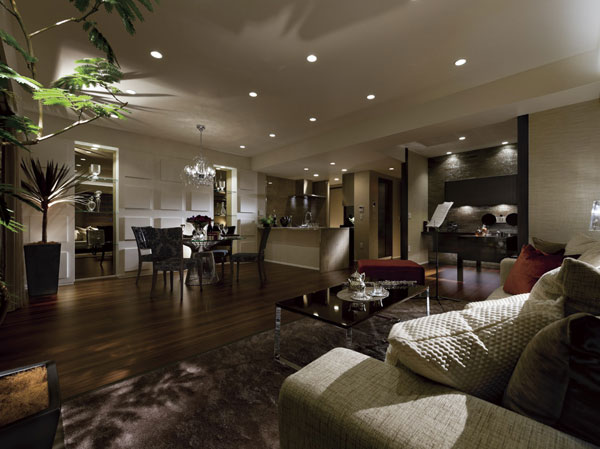 Living.  [living ・ dining] Location also say the house of Hana, It is living ・ dining. Relaxation to clear a certain extent, Enjoy the rich light and the wind and the open feeling, It is met in socializing and fulfilling the family of smile, It offers a luxurious space that bloom is such a time.