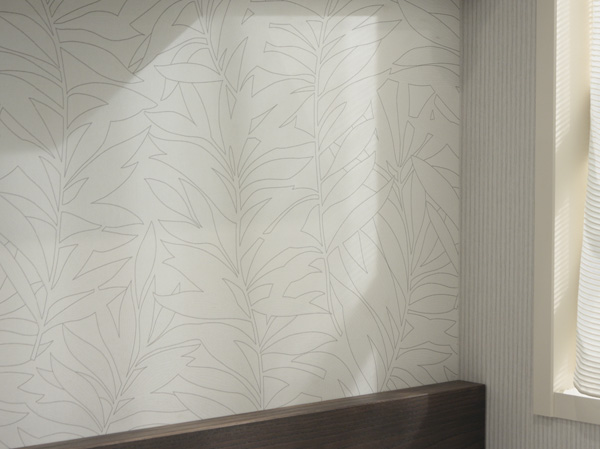 Other.  [Adopt a wallpaper of non Holm type adhesive] Using the non-Holm type of adhesive to the wallpaper. (Same specifications)