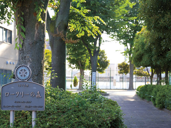 Surrounding environment. Zenkoji Temple Street park (about 1m ・ 1-minute walk)