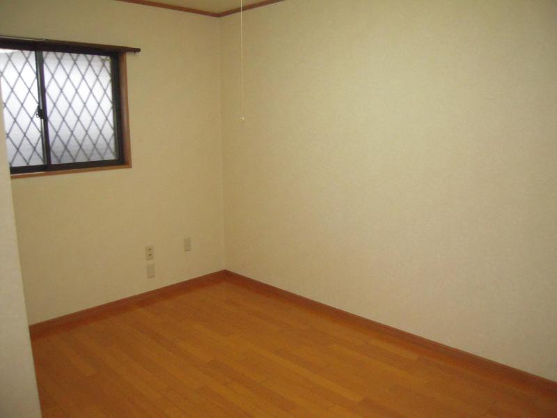 Other room space. Western style room