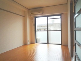 Living and room. With Western-style air-conditioned