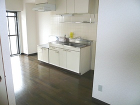Kitchen. Two-burner gas stove can be installed ・ City gas