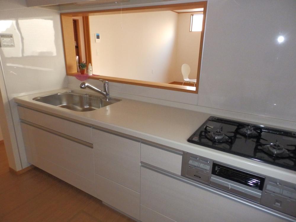 Kitchen. Building 2 kitchen (12 May 2013) is shooting a three-necked face-to-face kitchen stove with