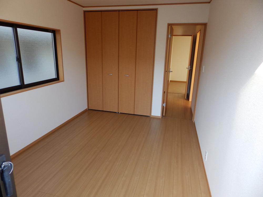 Non-living room. Also also has a housed in Building 2 2 Kaiyoshitsu (December 2013) shooting here of the room