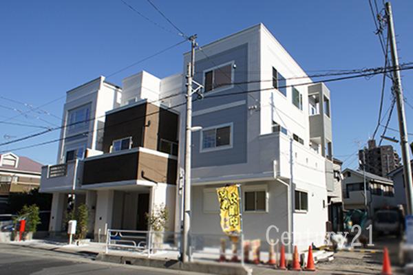 Local appearance photo. Local (11 May 2013) Shooting C Building