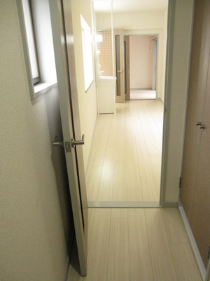 Entrance. This is the feeling from the front door