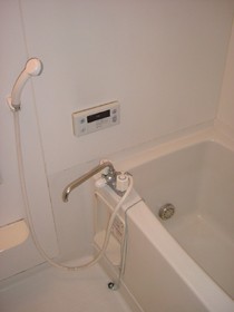 Bath. Reheating equipped