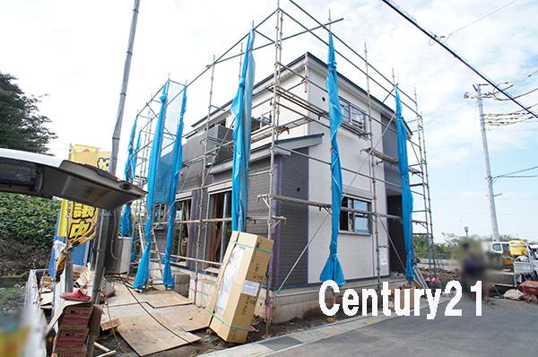 Local photos, including front road. 10 / 30 shooting Completion of framework