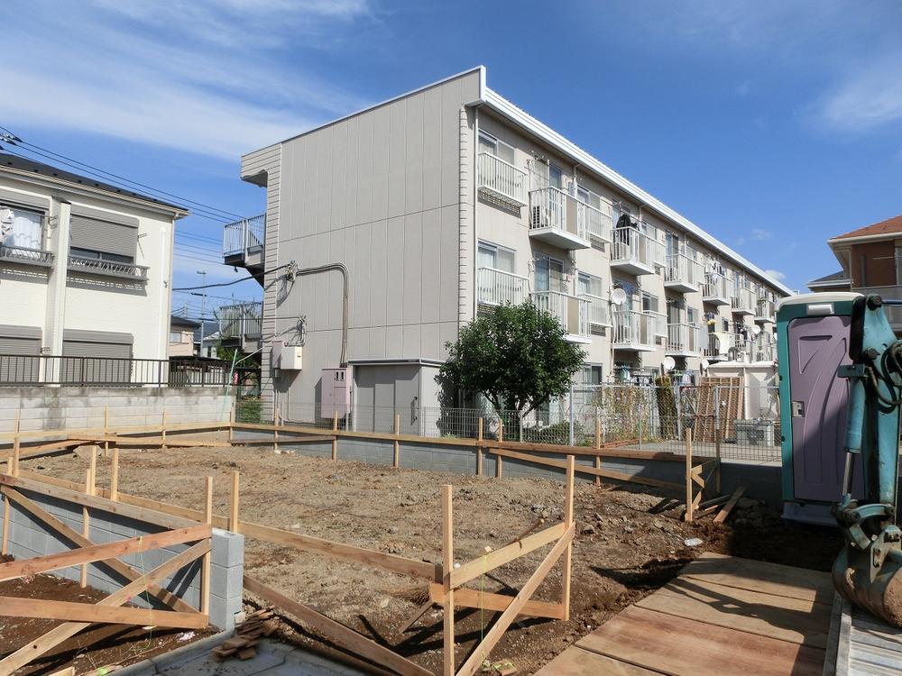 Local appearance photo. Local (10 May 2013) Shooting