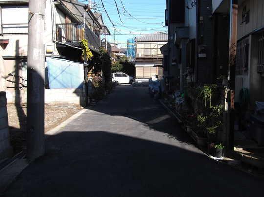 Local photos, including front road. Frontal road