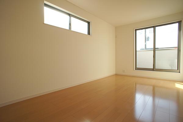 Non-living room. Indoor (12 May 2013) Shooting Building 2