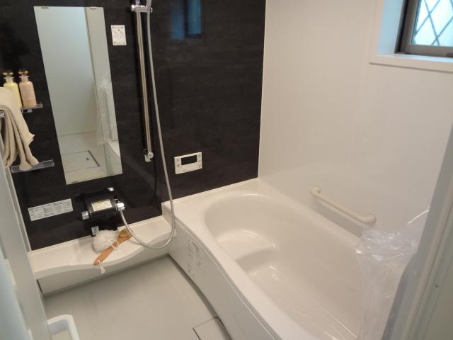 Bathroom. 8 Building (November 2013) Shooting