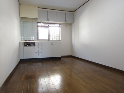 Living and room. You can have windows ventilation to dining