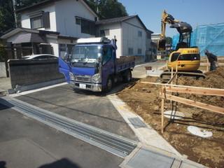 Local photos, including front road. Local (September 2013) Shooting