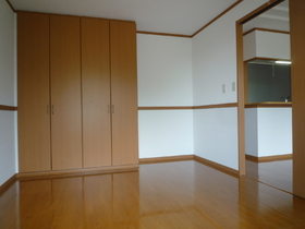 Living and room. 6.1 Pledge of Western-style