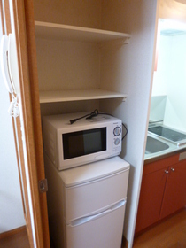 Other Equipment. microwave ・ Fridge