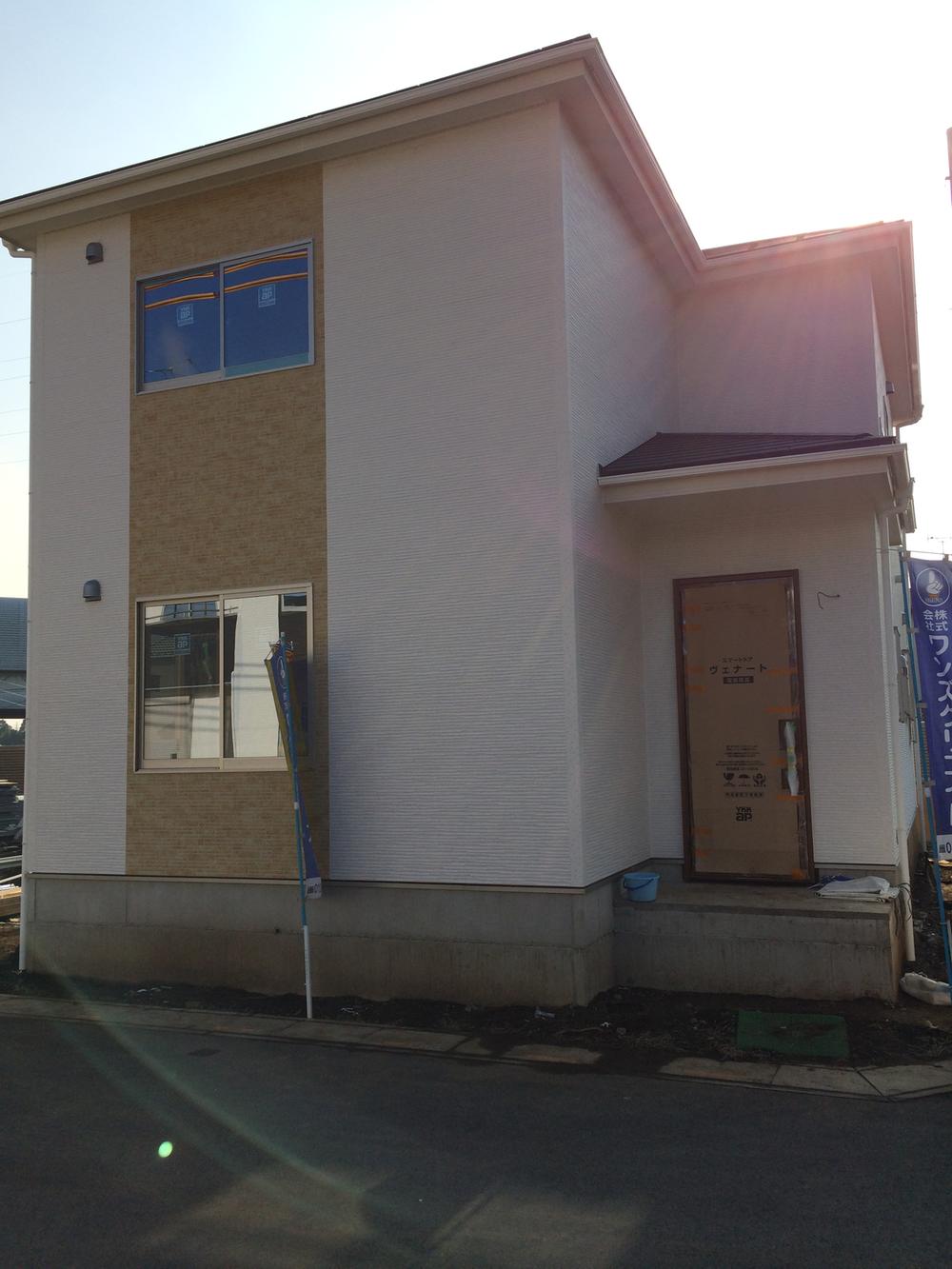 Local appearance photo. 1 Building site (November 2013) Shooting